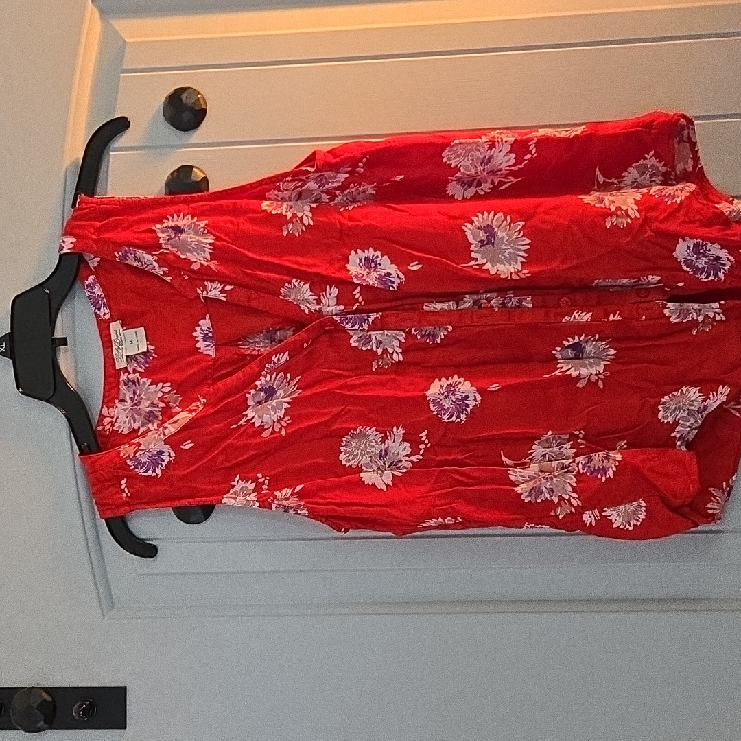Red Lucky Brand